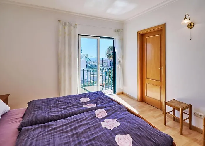 Casa Felix Mit Pool Дом отдыха Албуфейра